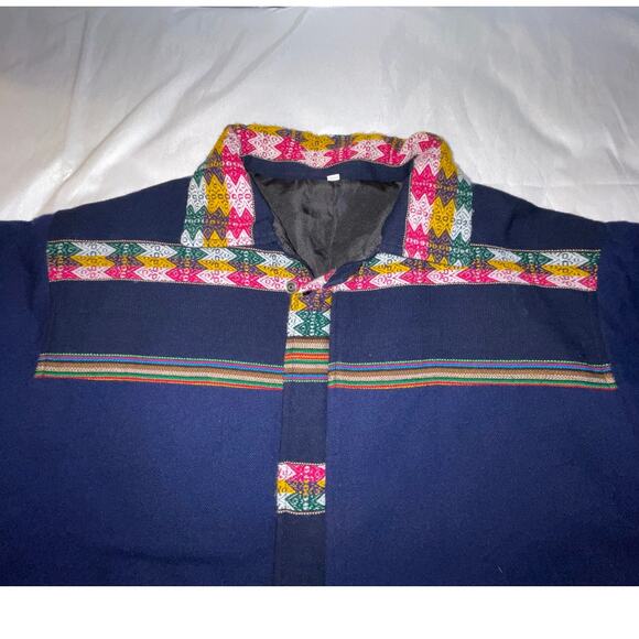 Quilted Ethnic Print Coat - Women's Size XL - Soft, Cozy, Warm & Pretty - Picture 6 of 11